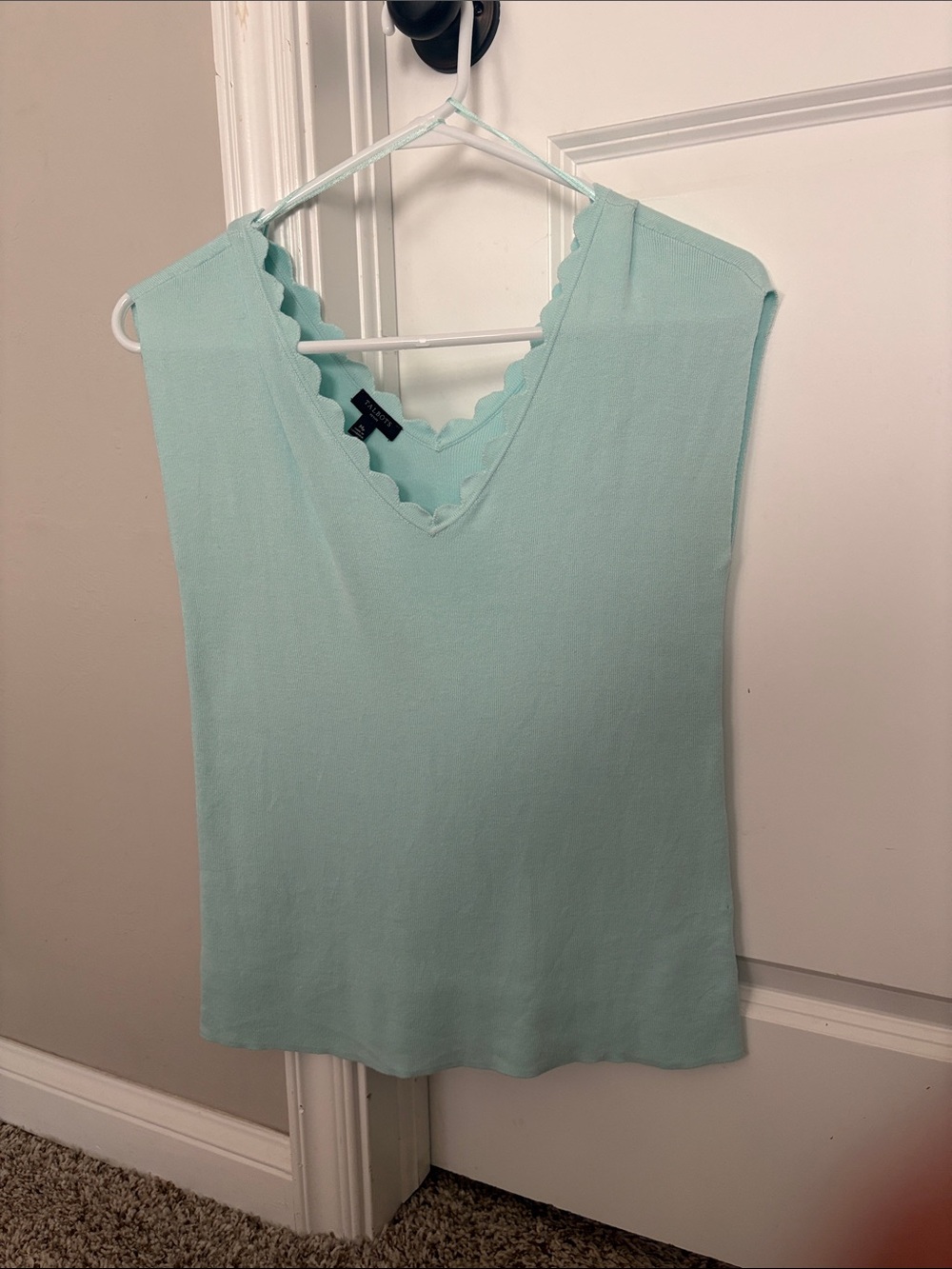 Talbot’s Sleeveless Scallop V-Neck Top - Aqua